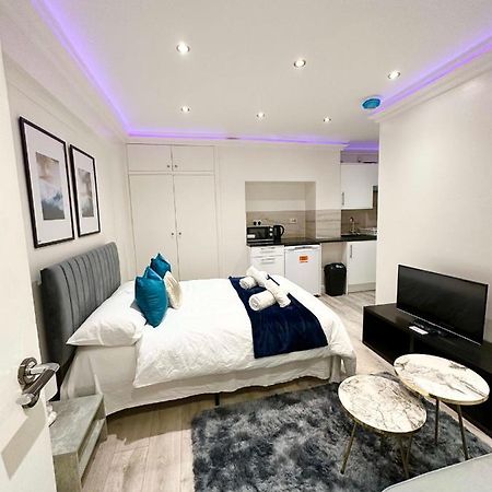 London Charm - Stylish Studio In Kensington Bagian luar foto